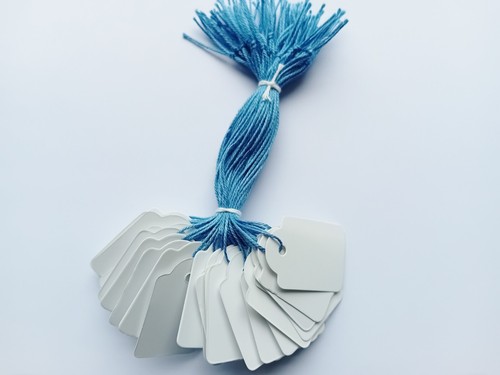 White strung tickets 37mm - white,